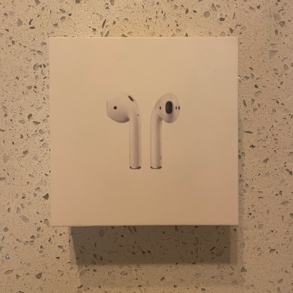 Apple AirPods (1st Generation) with Charging Case and Cable